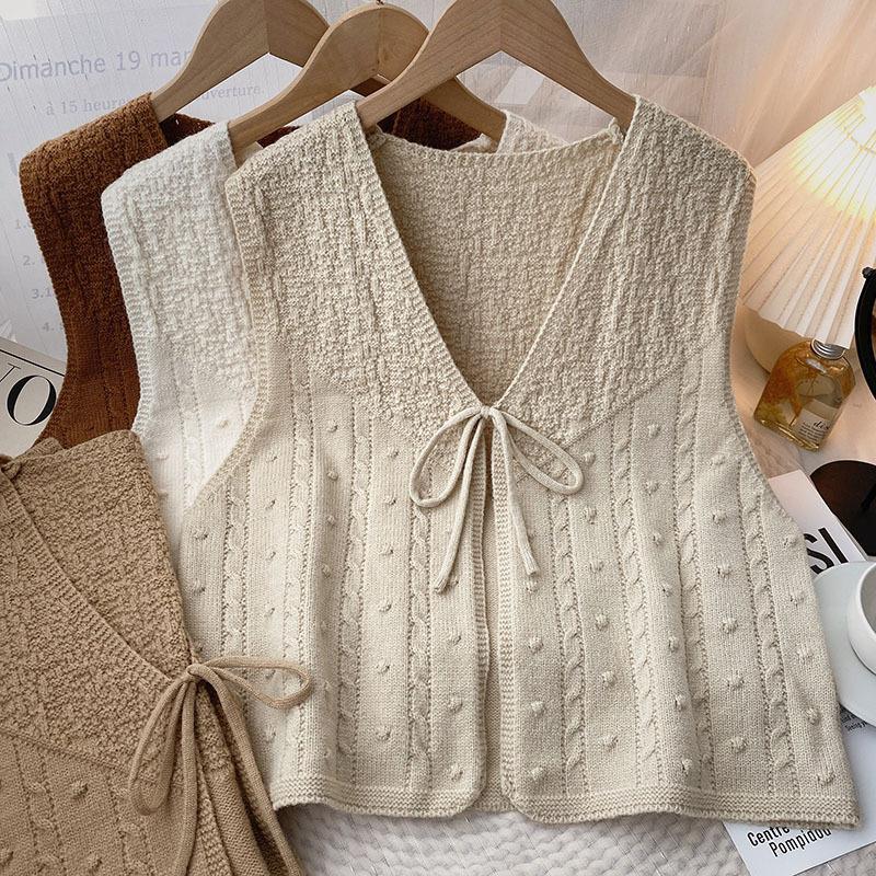 Textured Knit Tie Front Sleeveless Top