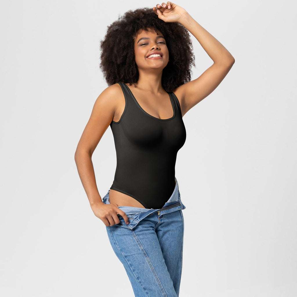 Seamless Sculpting Scoop Neck Thong Bodysuit