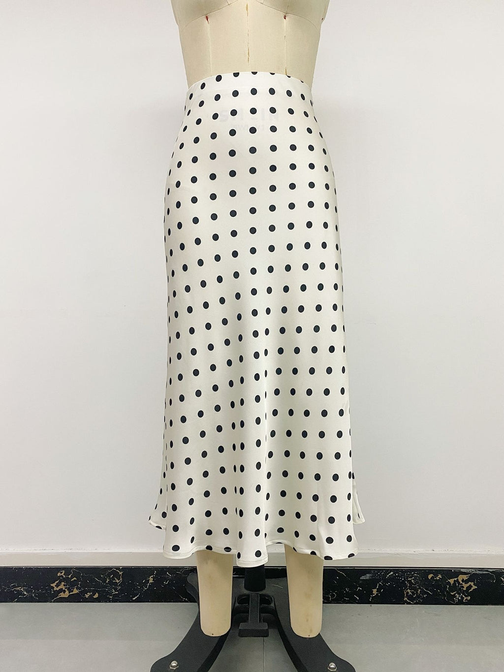 Dotted Fishtail Hem Maxi Skirt - Apricot - 1