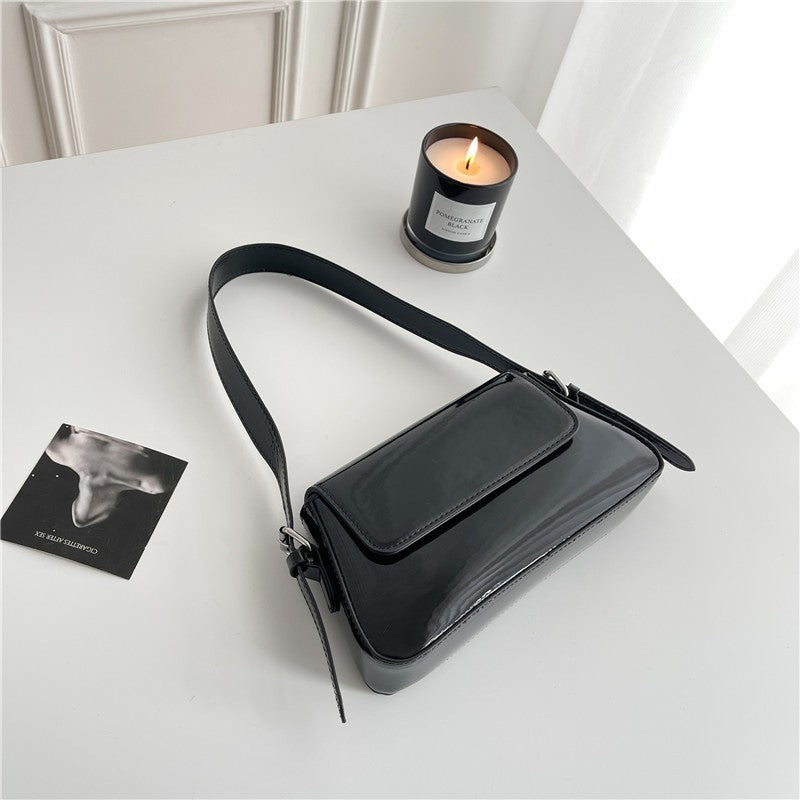 Metallic Flap Baguette Shoulder Bag - Black