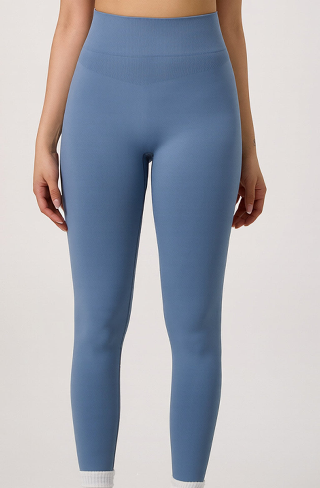 Seamless Open Back Long Sleeve Crop Workout Set