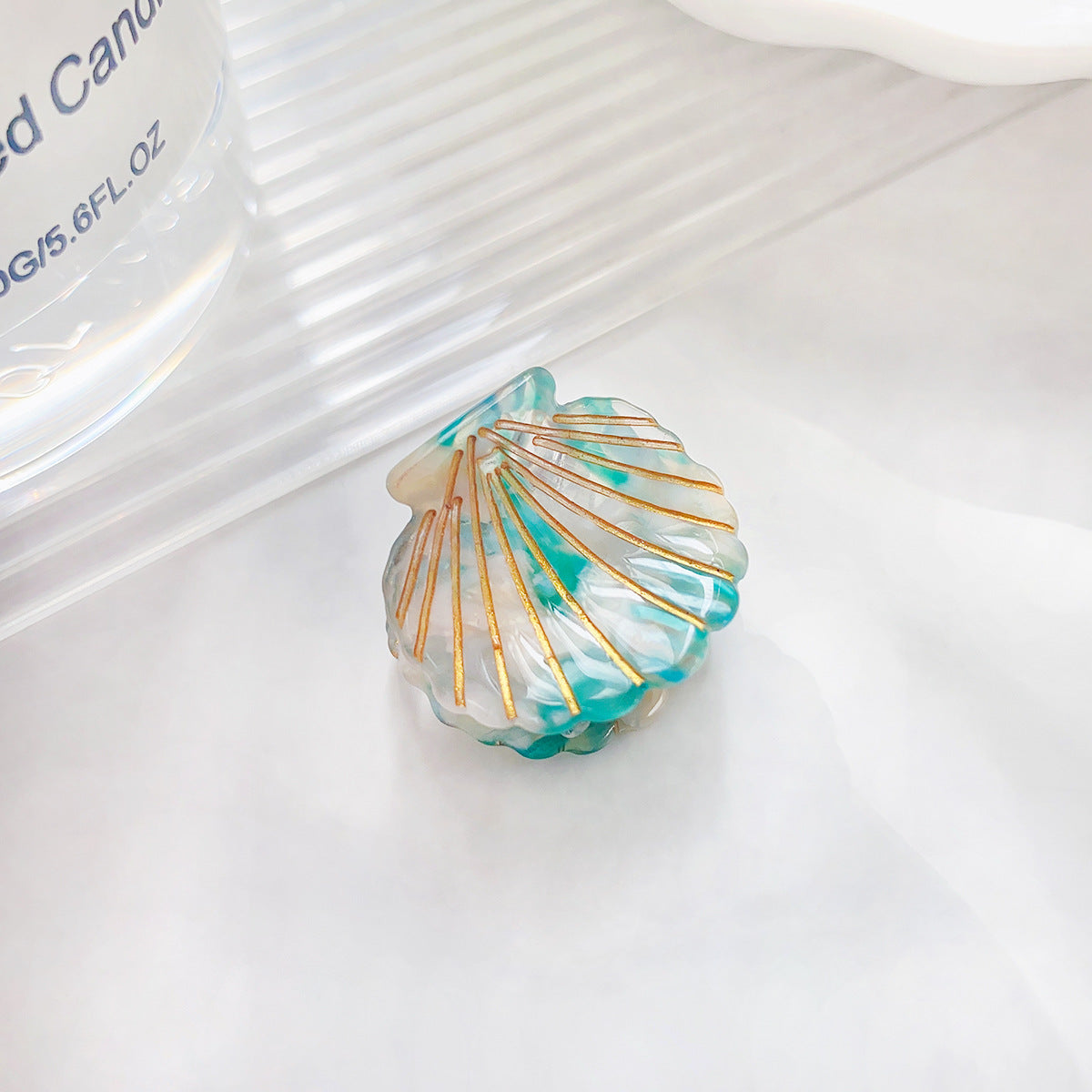 Iridescent Scallop Shell Mini Claw Clip - Green