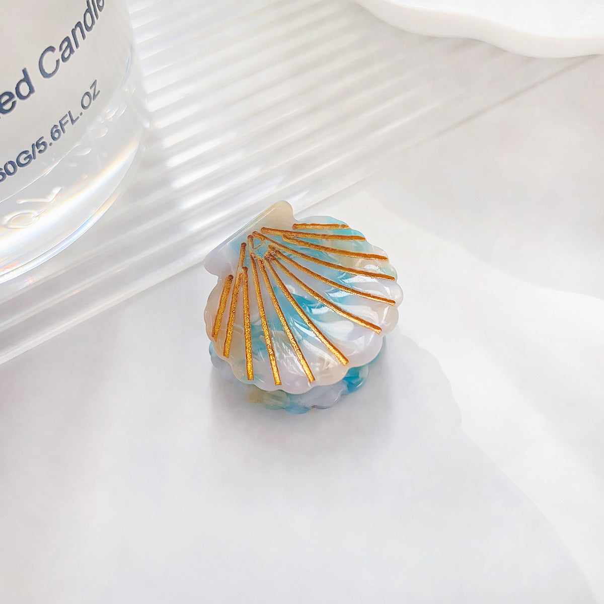 Iridescent Scallop Shell Mini Claw Clip - SkyBlue