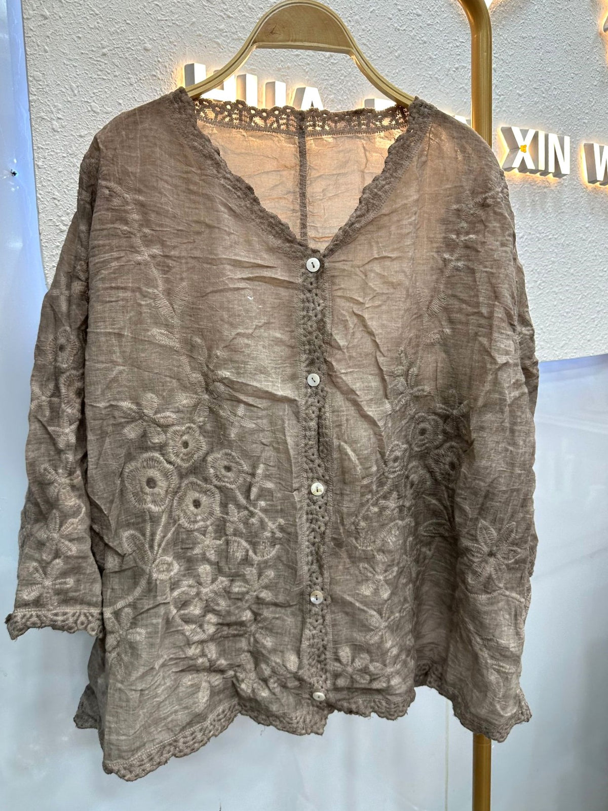 Crinkle Texture Floral Embroidered Button Blouse - Coffee