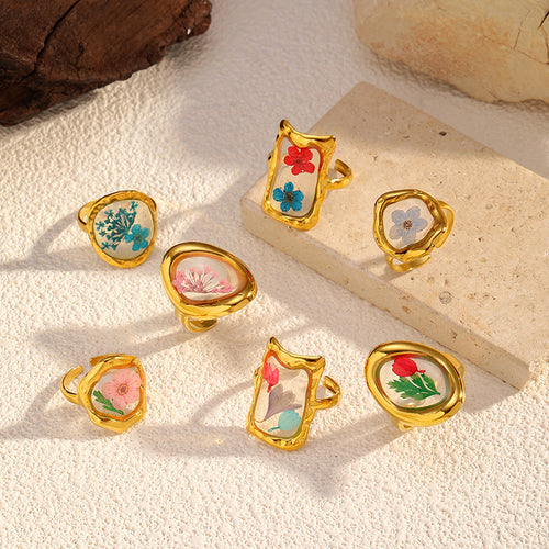 Adjustable Boho Resin Ring with Real Pressed Blooms