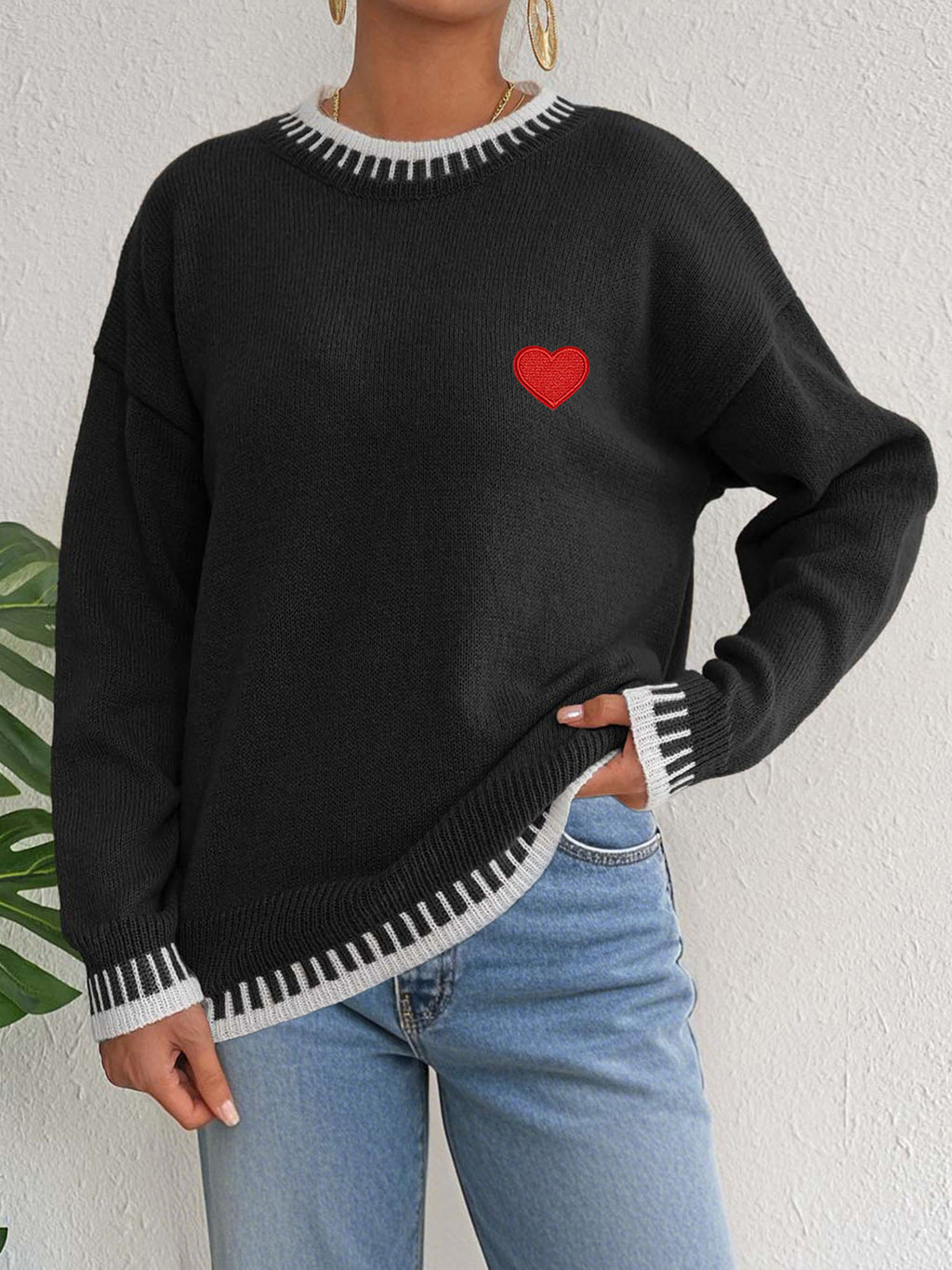 Heart Embroidery Whipstitch Trim Knit Sweater - Black