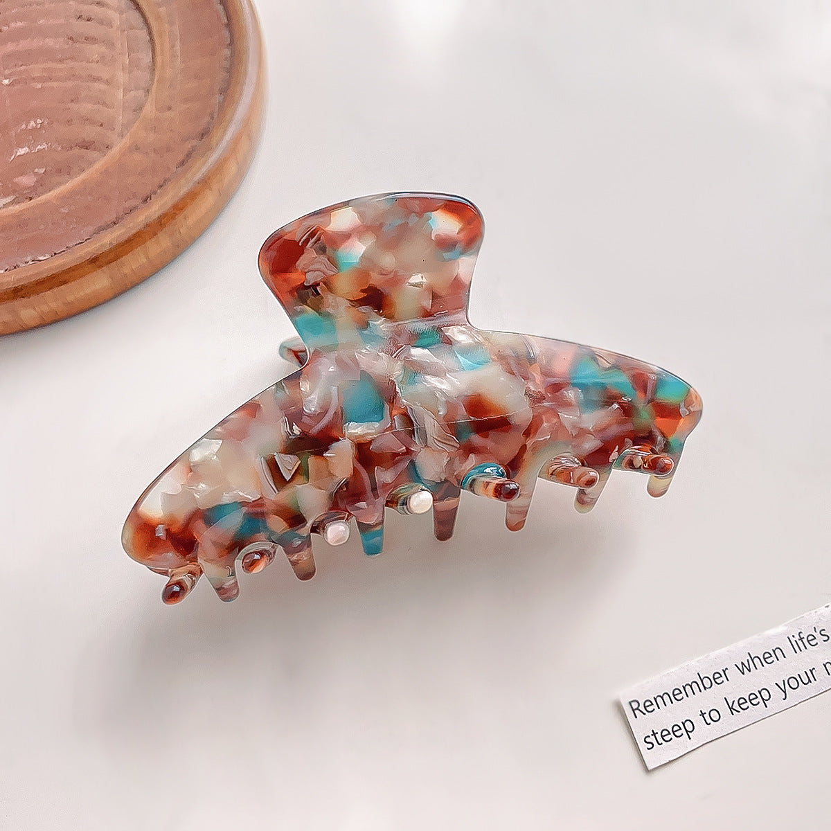 Small Tortoise Print Acetate Claw Clip - red