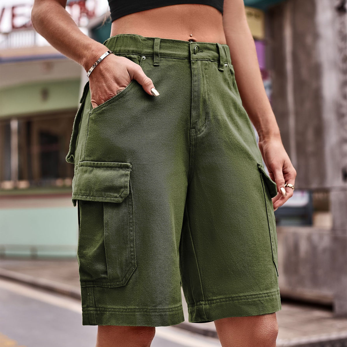 Knee Length Utility Cargo Bermuda Shorts - Olive