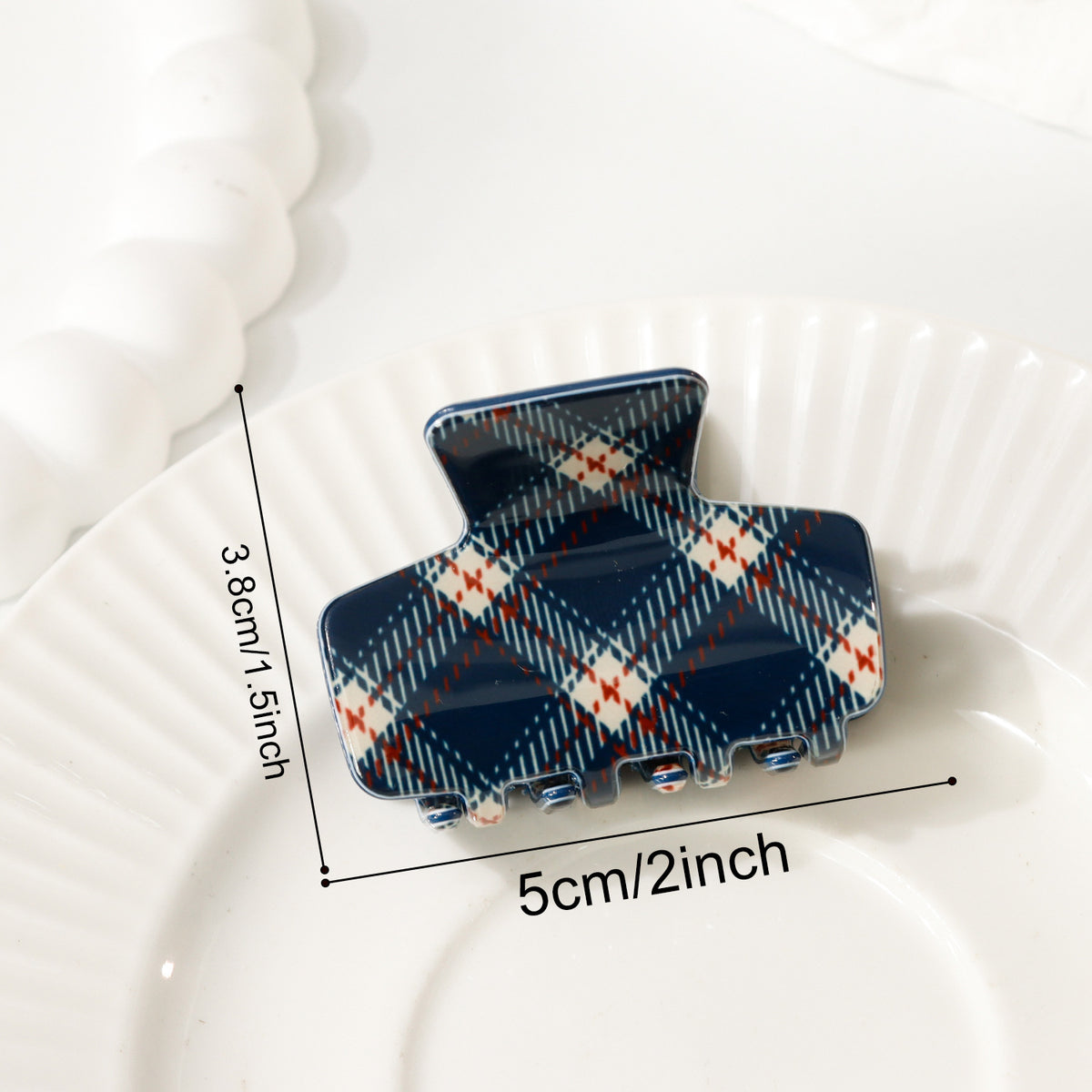 Mini Claw Clip With Retro Vertical Stripes - Navy