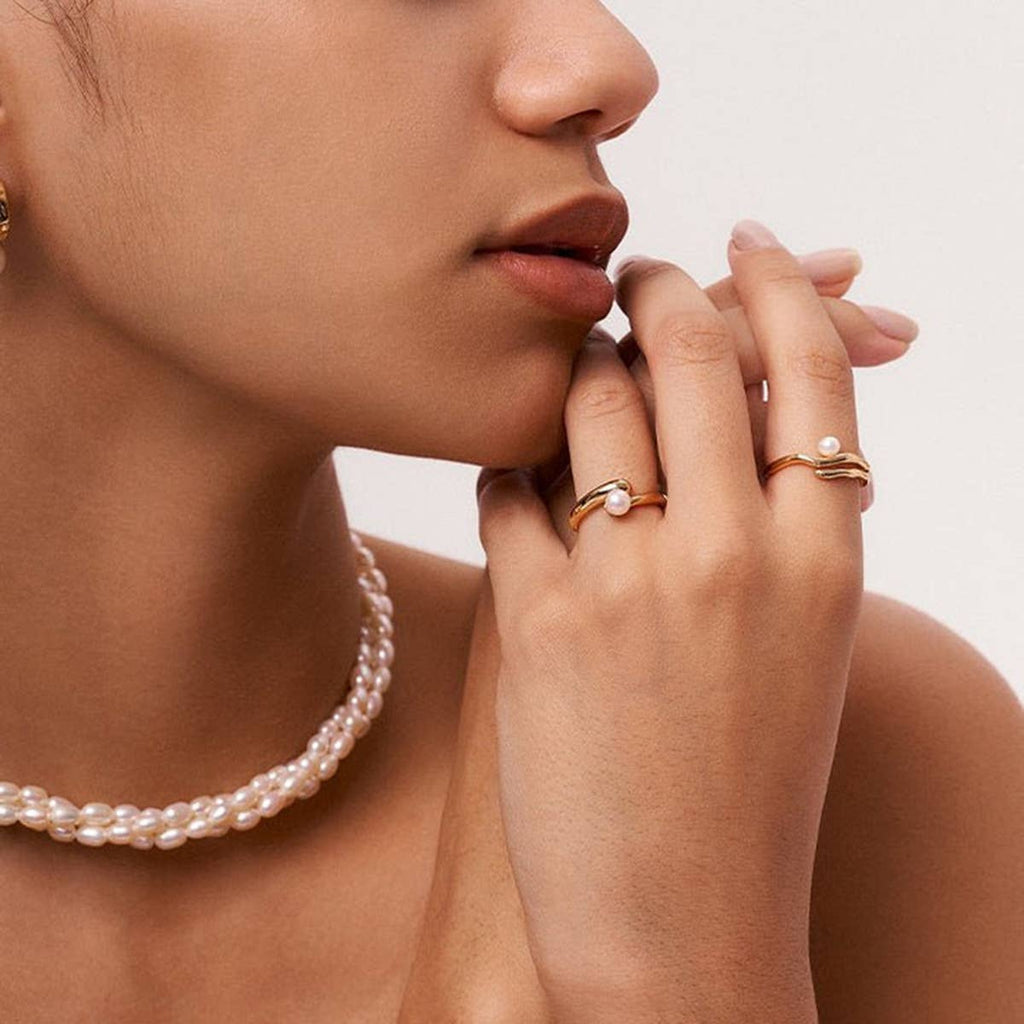 Wavy Gold Tone Pearl Open Ring