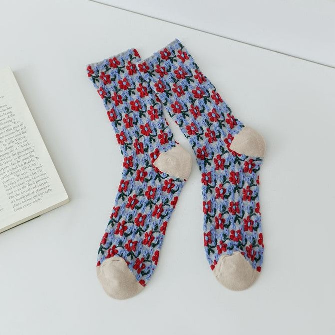 Retro Floral Jacquard Mid Calf Socks - White
