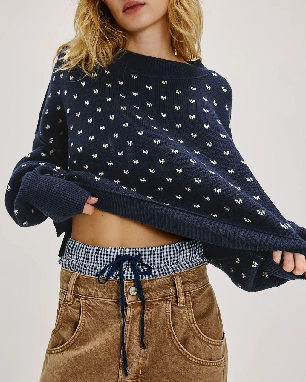 Ditsy Heart Cropped Crewneck Knit Sweater - NavyBlue
