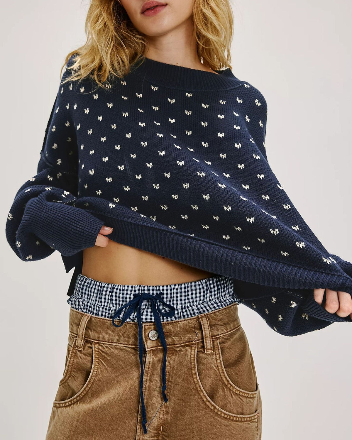 Ditsy Heart Cropped Crewneck Knit Sweater - NavyBlue