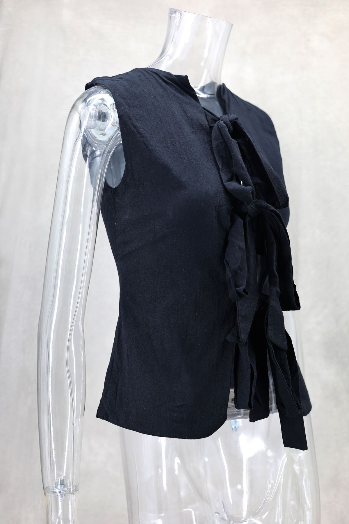 Ribbon Tie Front Sleeveless Blouse - black - 1