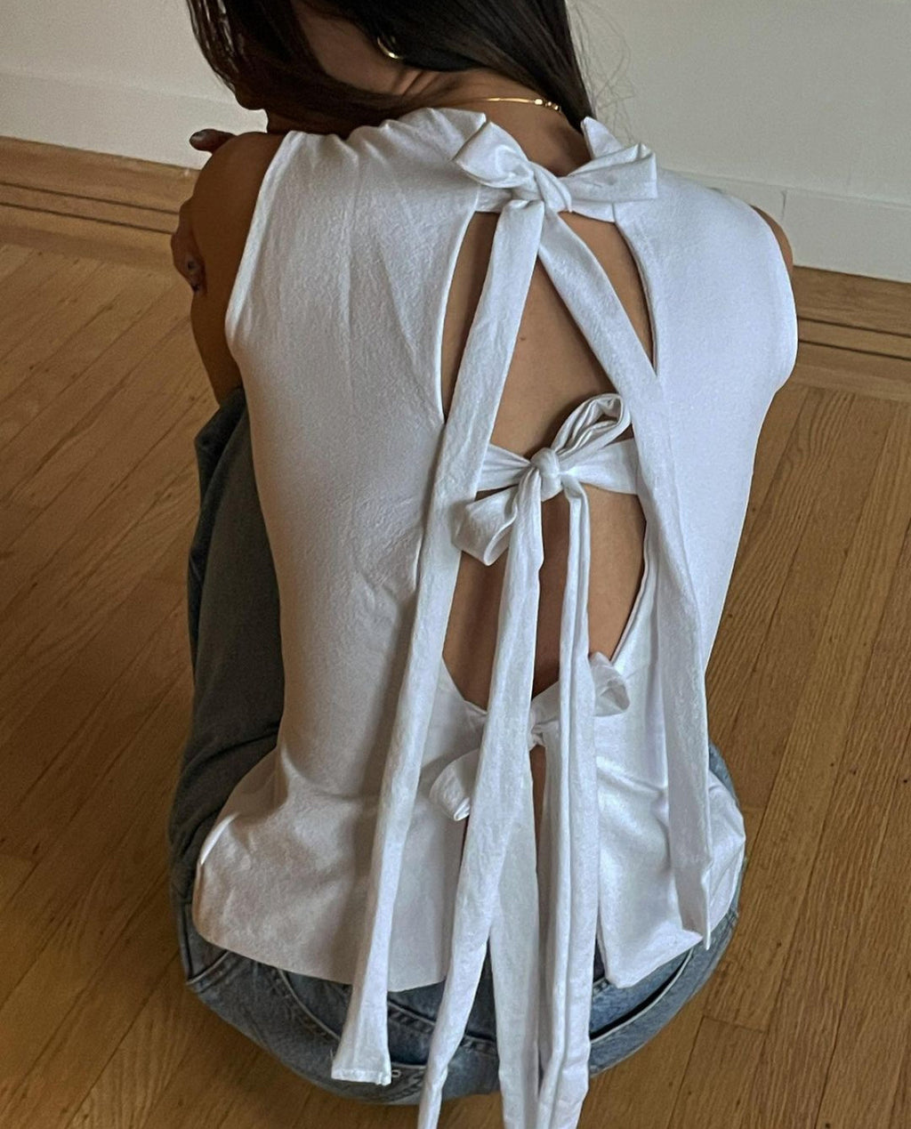Ribbon Tie Front Sleeveless Blouse - white - 6