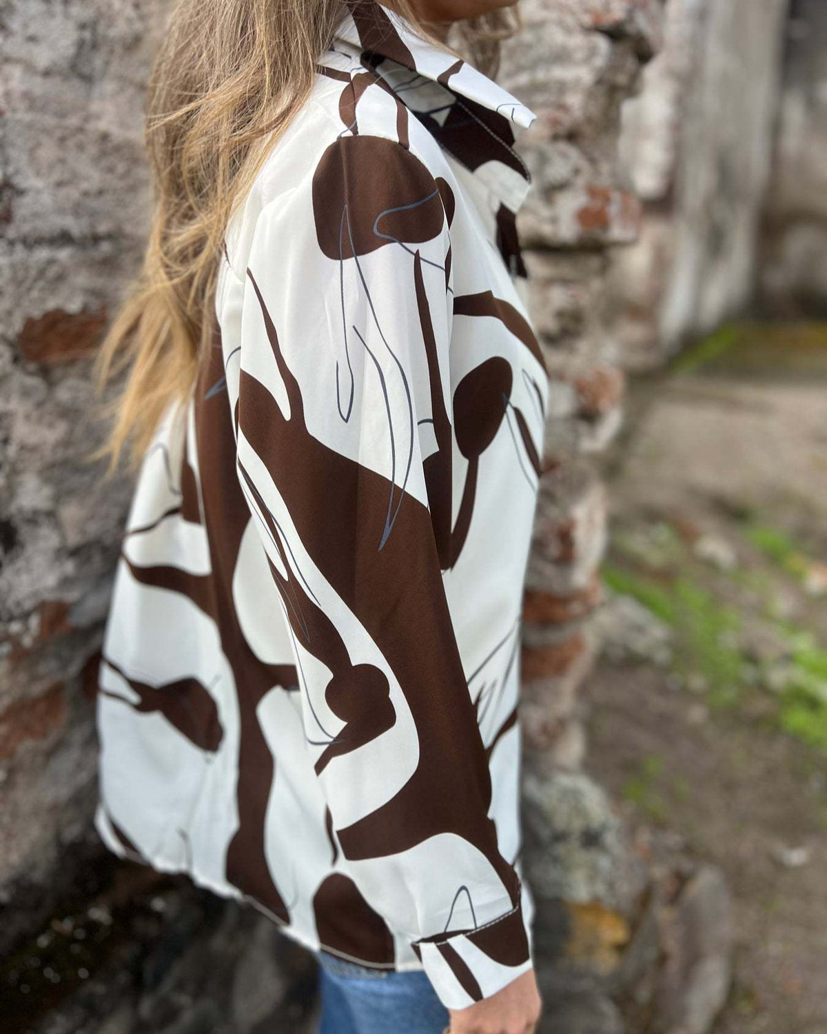 Brushstroke Print Collared Long Sleeve Shirt - Brown - 2