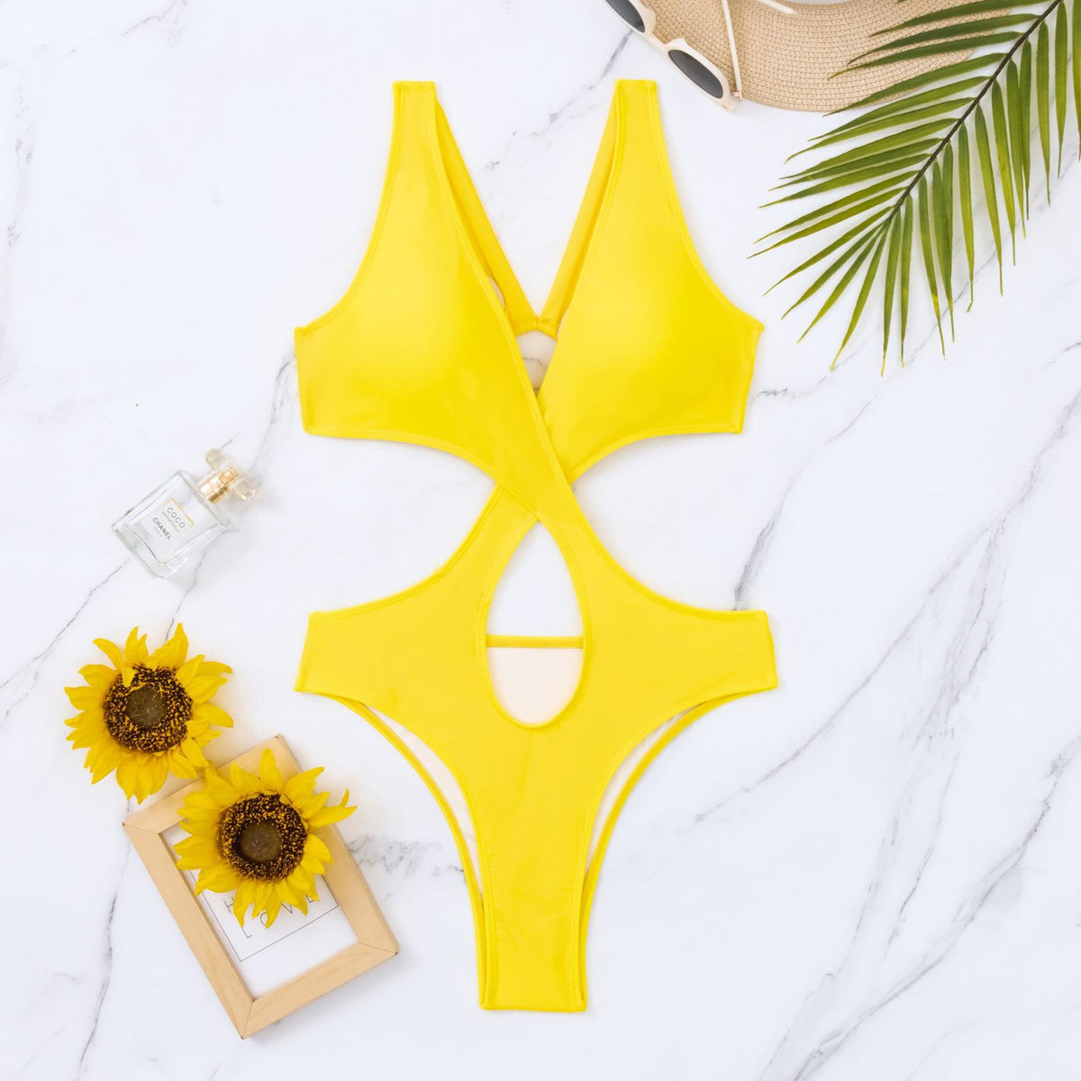 Crossover Cutout Monokini High Leg Swimsuit - Yellow - 5
