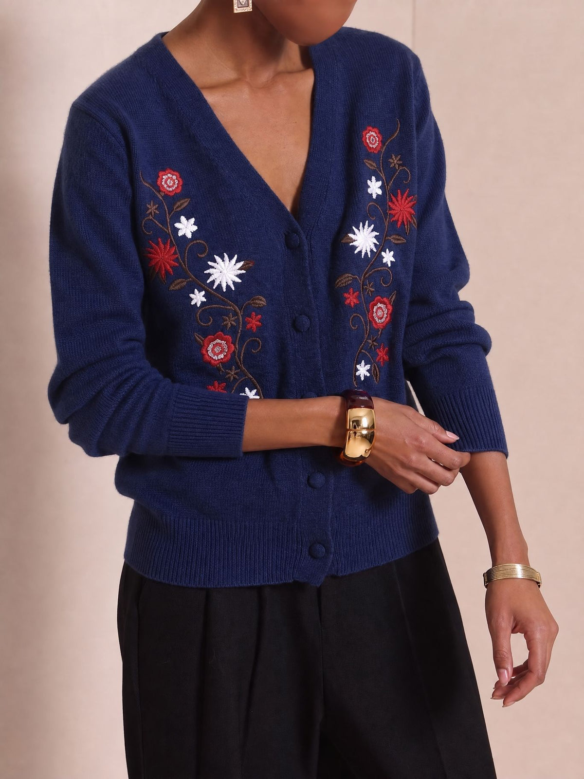 Daisy Embroidery V Neck Button Cardigan - Navyblue
