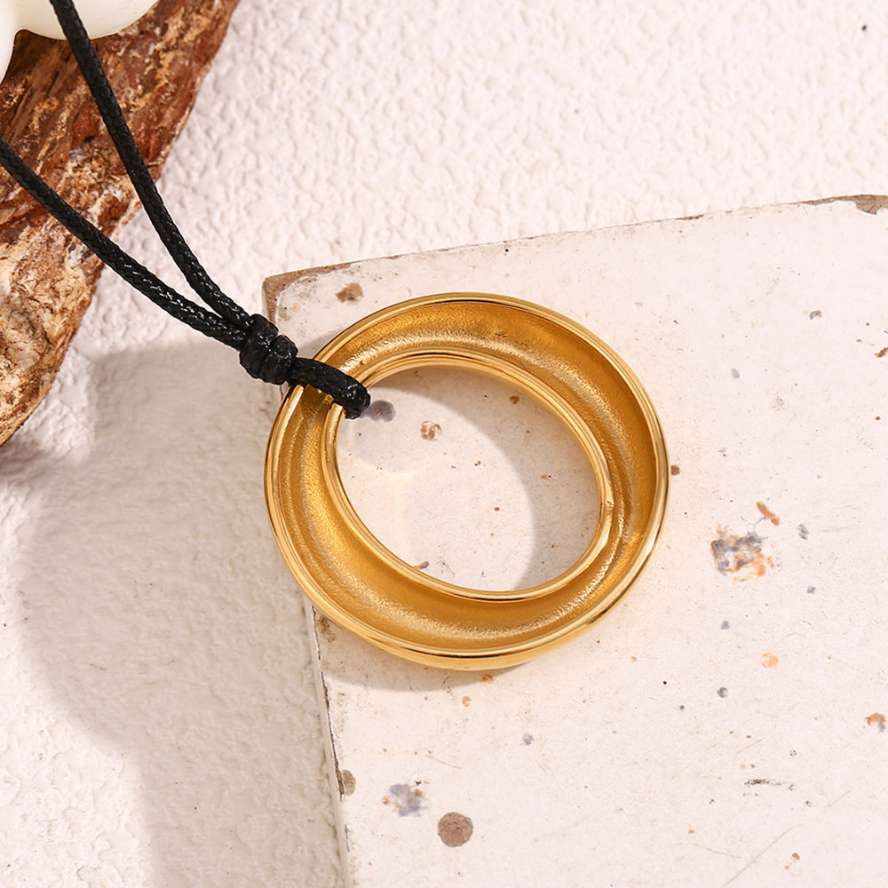 Interlocking Double Ring Cord Necklace - Gold