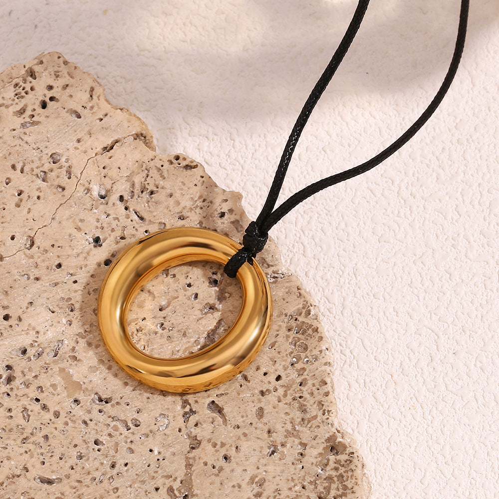 Interlocking Double Ring Cord Necklace - Gold - 1