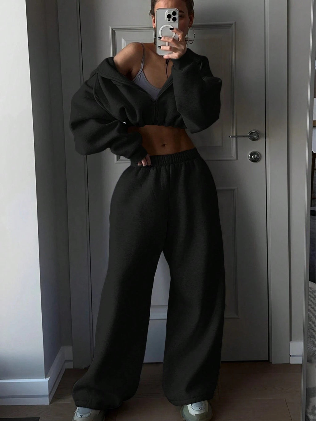 Cropped Zip Hoodie and Baggy Sweatpants Athletic Set - Black