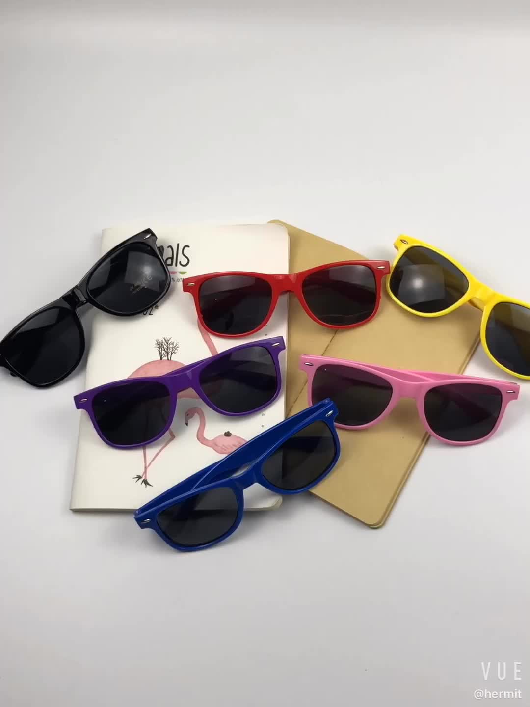 Classic Keyhole Retro Square Sunglasses