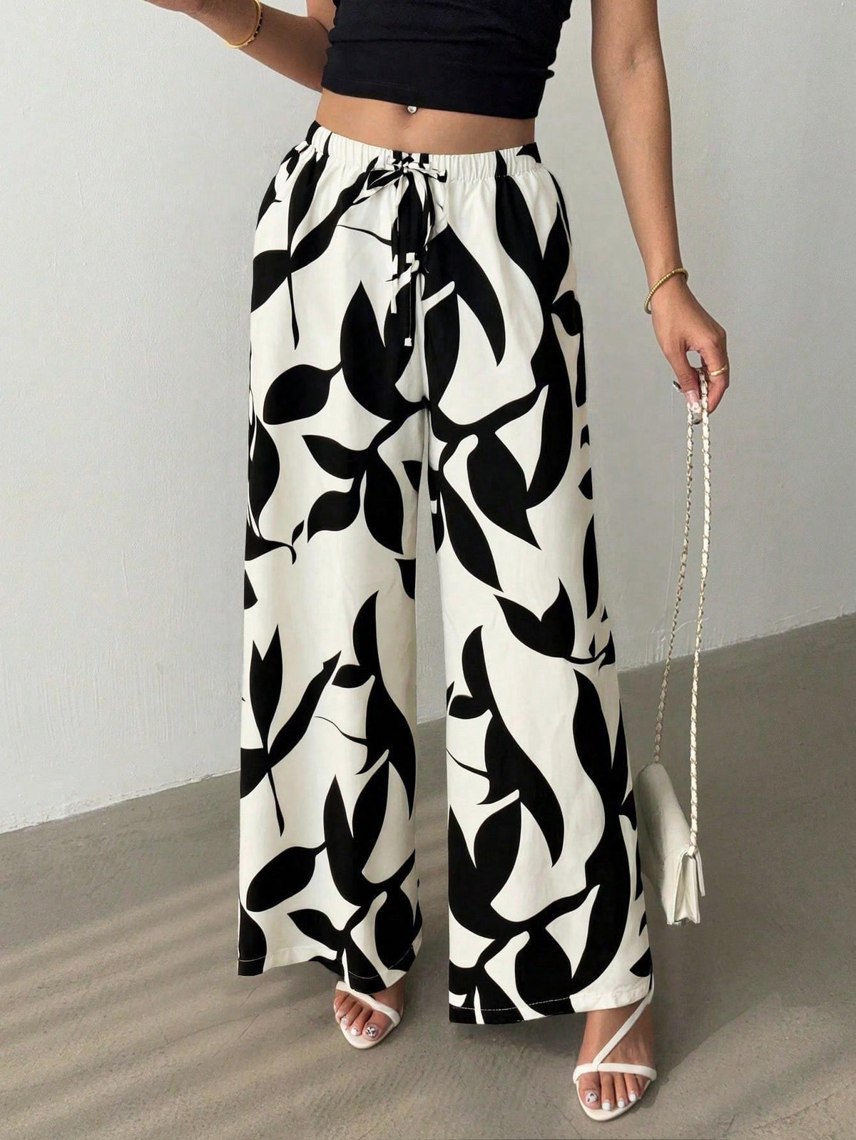 Abstract Print Drawstring Waist Flowy Wide Leg Pants - Black