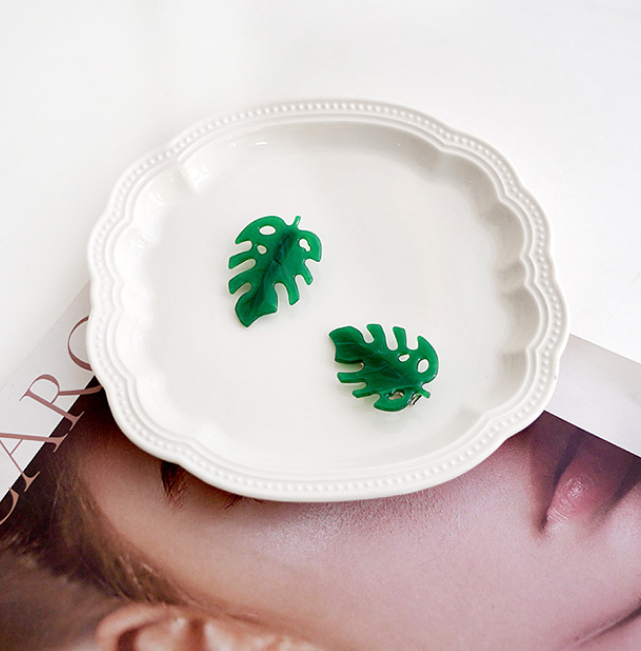 Green Monstera Leaf Hair Clip - Green - 1