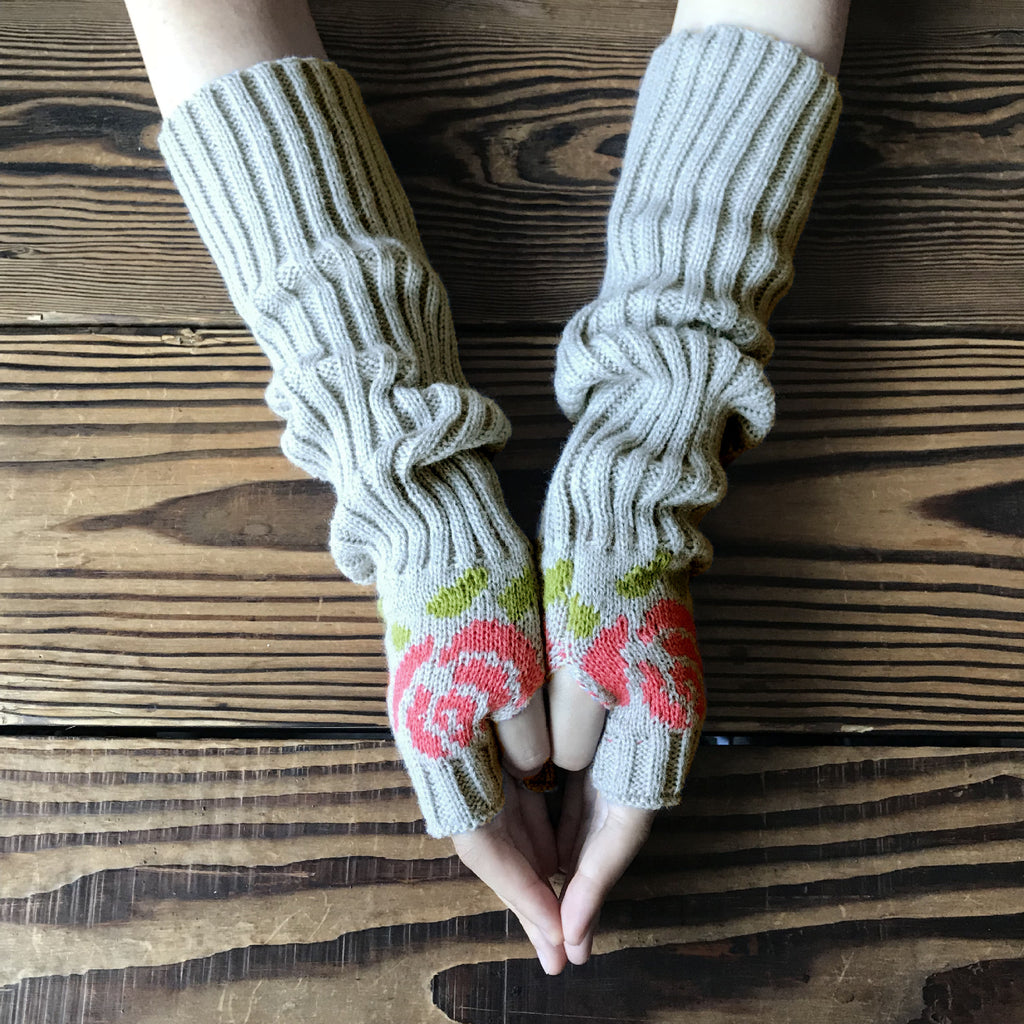 Slouchy Floral Knit Fingerless Arm Warmer Gloves - Gray