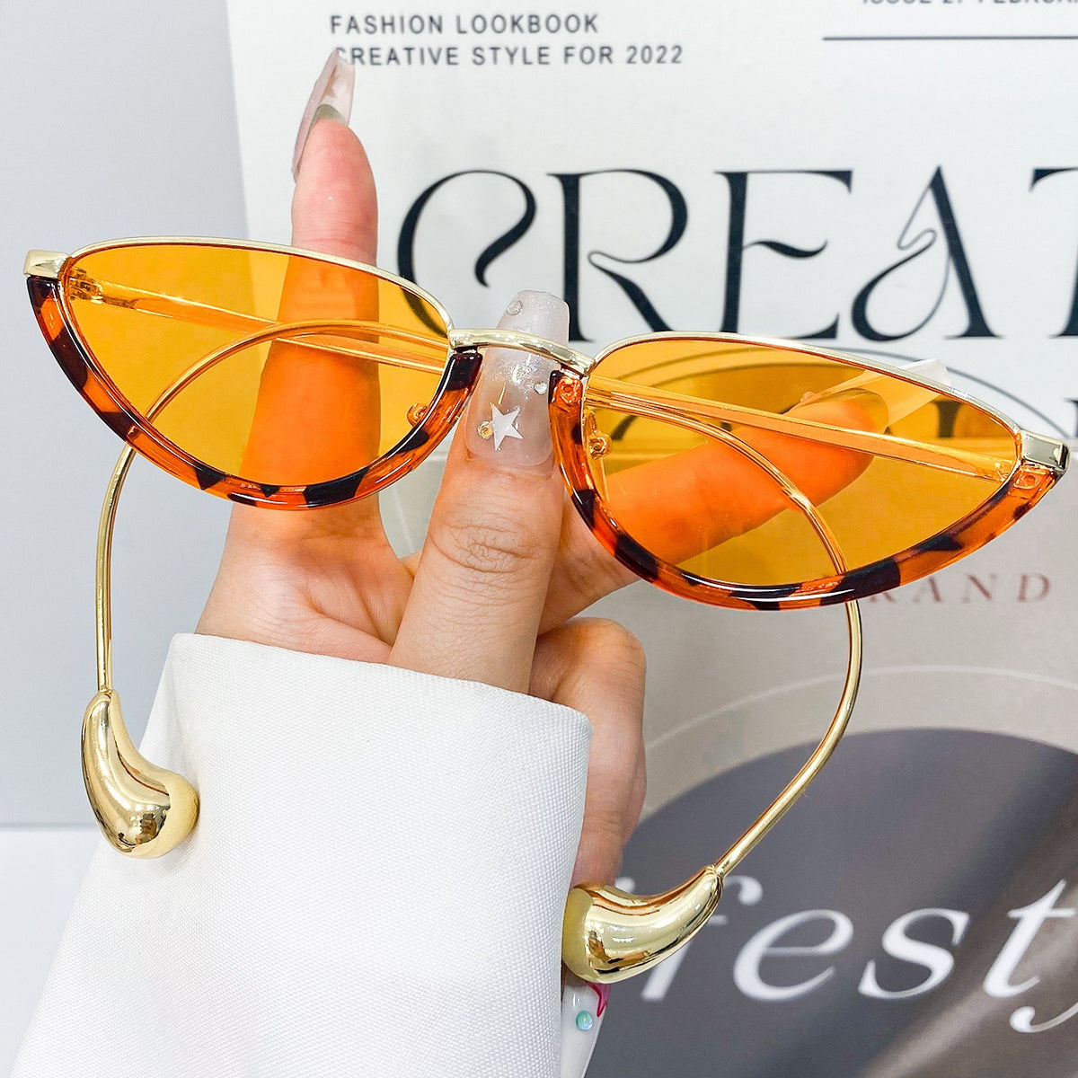 Slim Cat Eye Sunglasses With Tinted Lenses - Leopard_O
