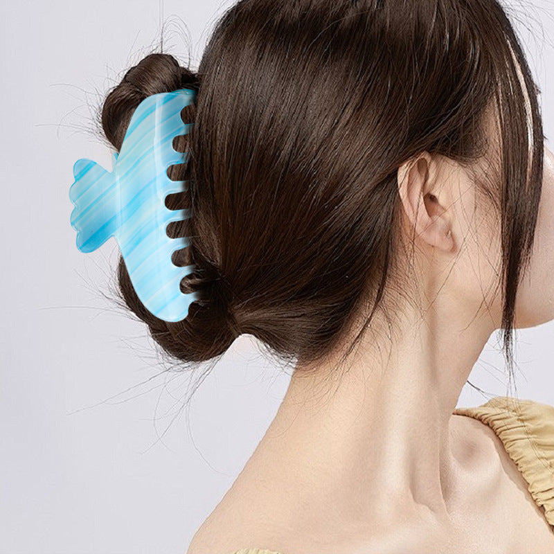 Marbled Gradient Scalloped Claw Hair Clip - view 3