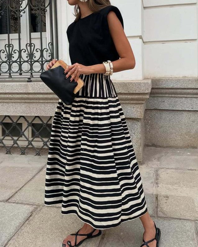 Horizontal Stripe Gathered Full Midi Skirt - Black - 2