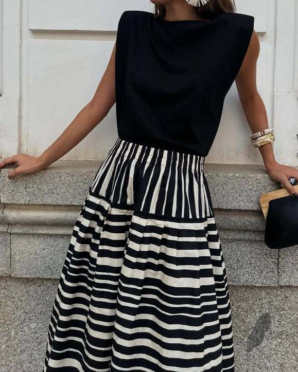 Horizontal Stripe Gathered Full Midi Skirt - Black - 3