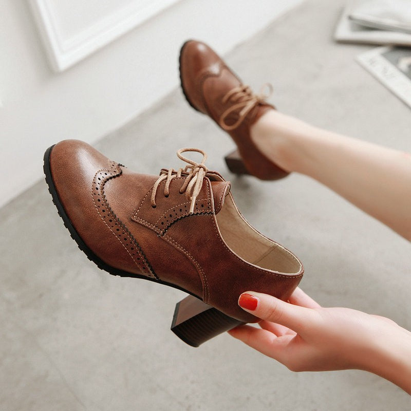 Vintage Heeled Brogue Oxford Shoes