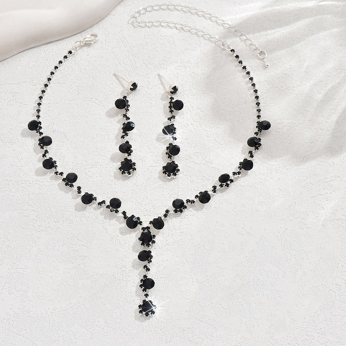 Rhinestone Cluster Y Drop Necklace And Earring Set