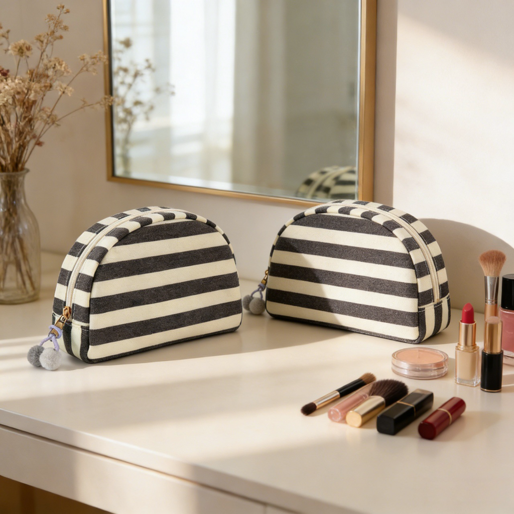 Shell Shaped Cosmetic Pouch With Pom Charm - Black - 1