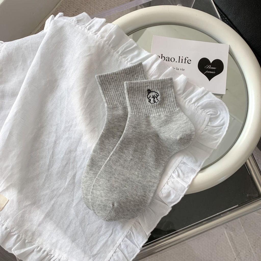 Bow And Heart Embroidered Ankle Socks - Grey