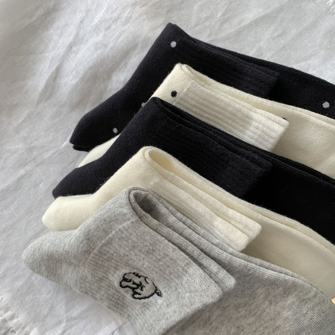 Bow And Heart Embroidered Ankle Socks - view 1