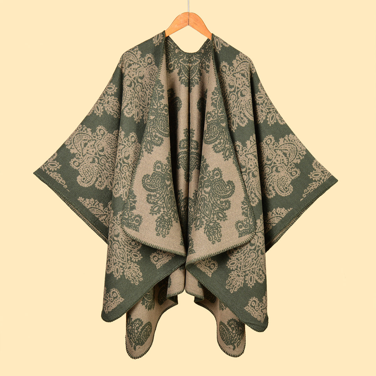 Baroque Medallion Jacquard Ruana Wrap Cape - Green