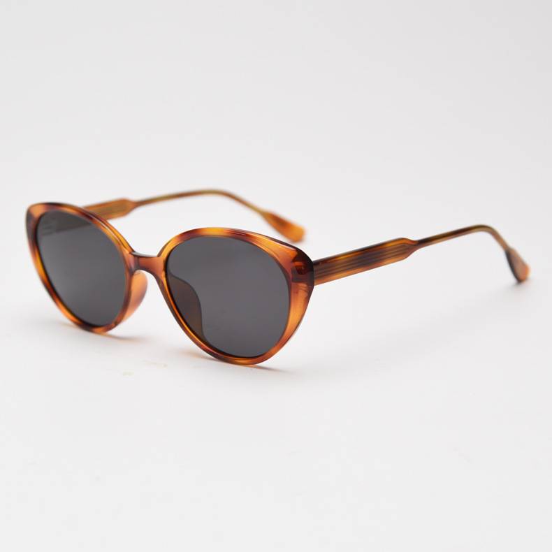 Rounded Cat-Eye Sunglasses With Metal Temples - Decor