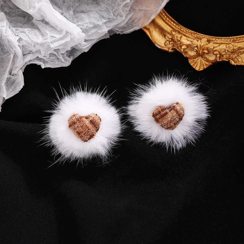 Tweed Heart Fluffy Fur Stud Earrings - White - 1