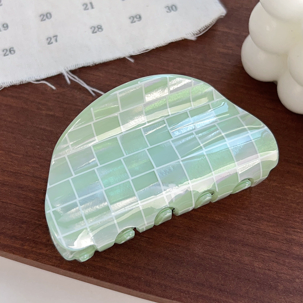 Iridescent Checkered Hair Claw Clip - Green