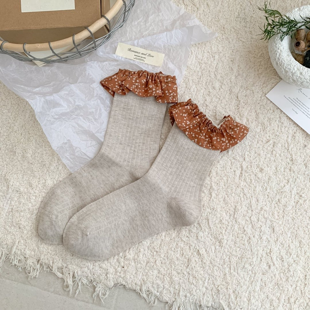 Floral Ruffle Cuff Ribbed Crew Socks - Khaki