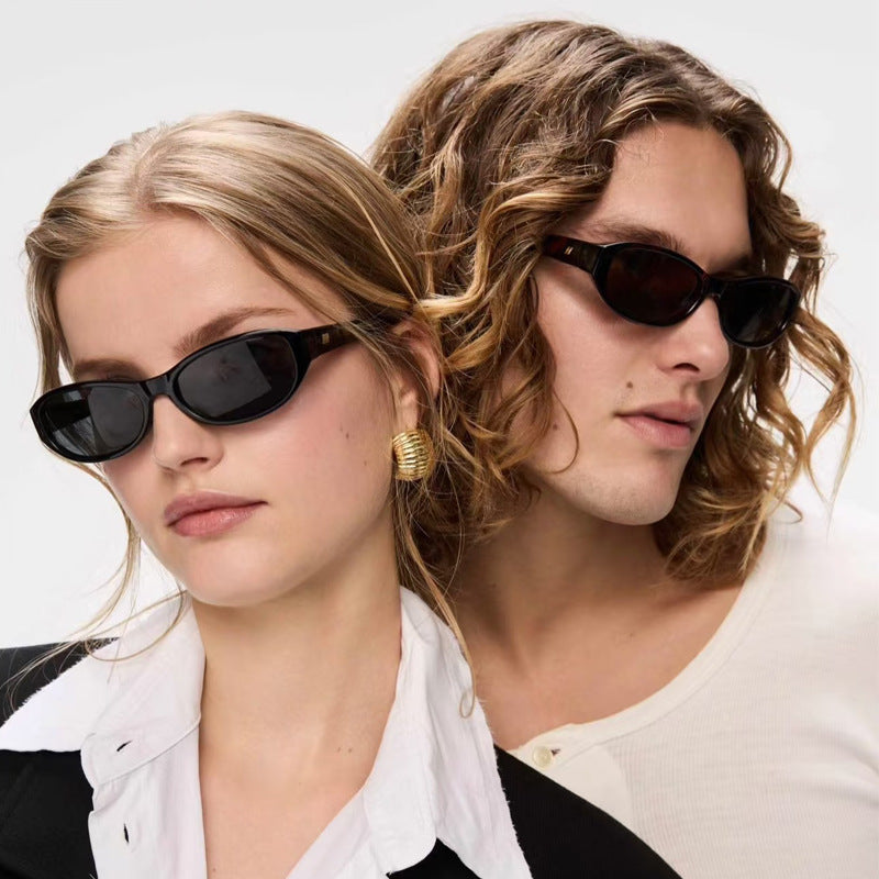Slim Oval Frame Retro Sunglasses - view 4