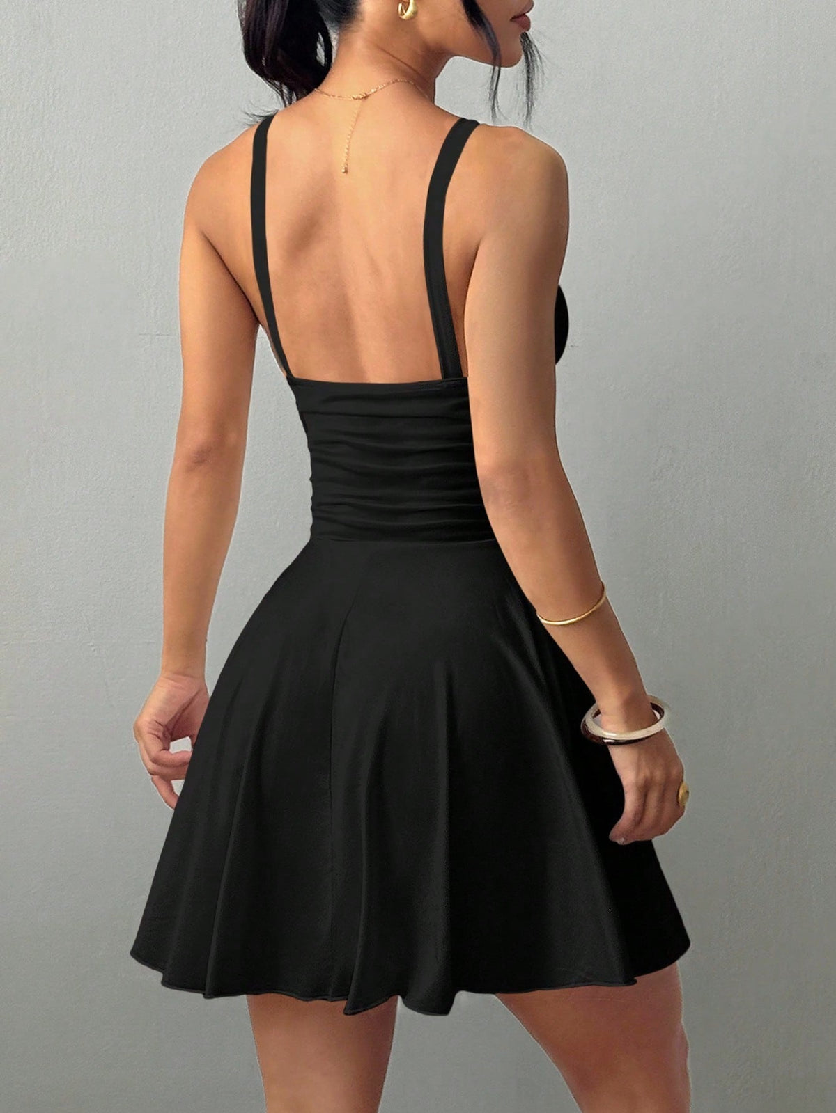 Sweetheart Neck Ruched Mini Skater Dress - Black - 1