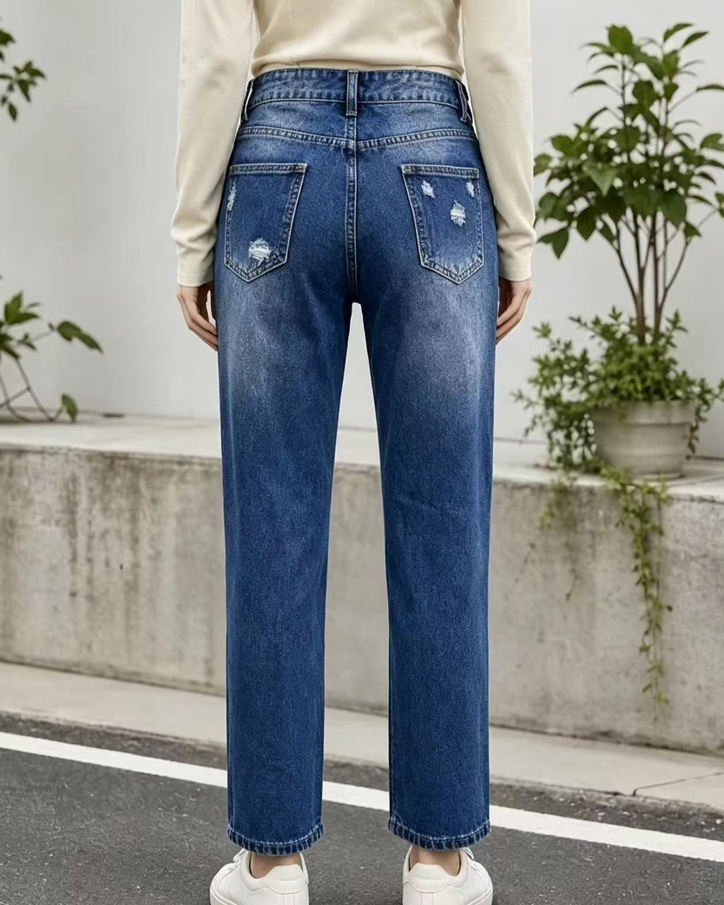 Flower Print Distressed Straight Leg Blue Jeans - Blue - 3