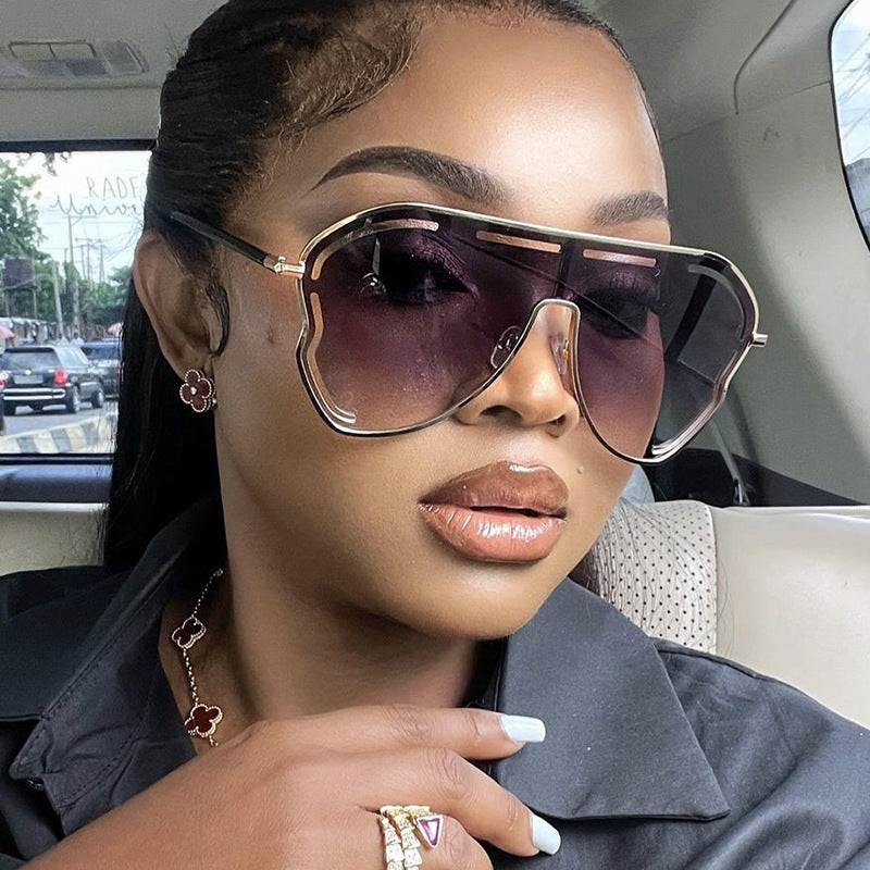 Oversized Shield Lens Aviator Sunglasses