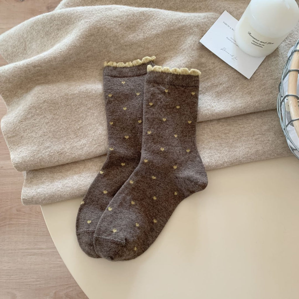 Heart Dot Scalloped Trim Crew Socks - Coffee