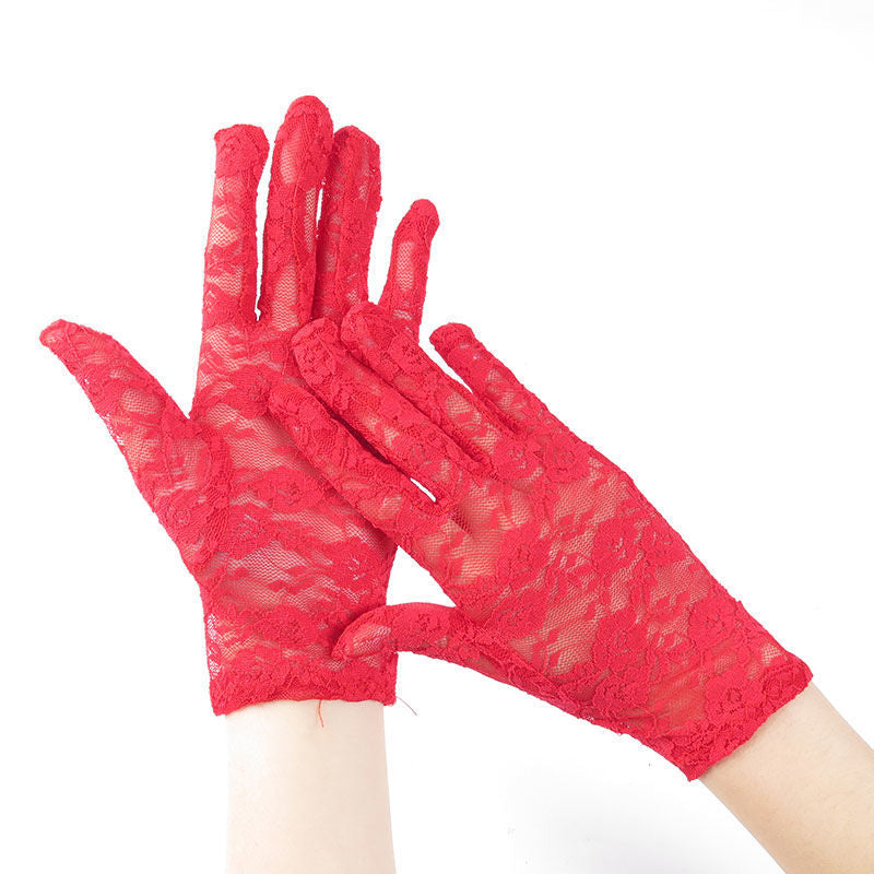Short Floral Lace Wrist Length Gloves - Red