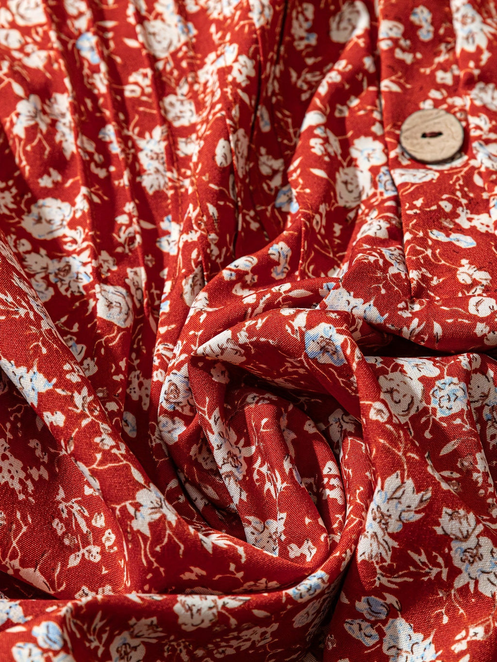 Red Floral Button Front Pleated Blouse - Red - 4